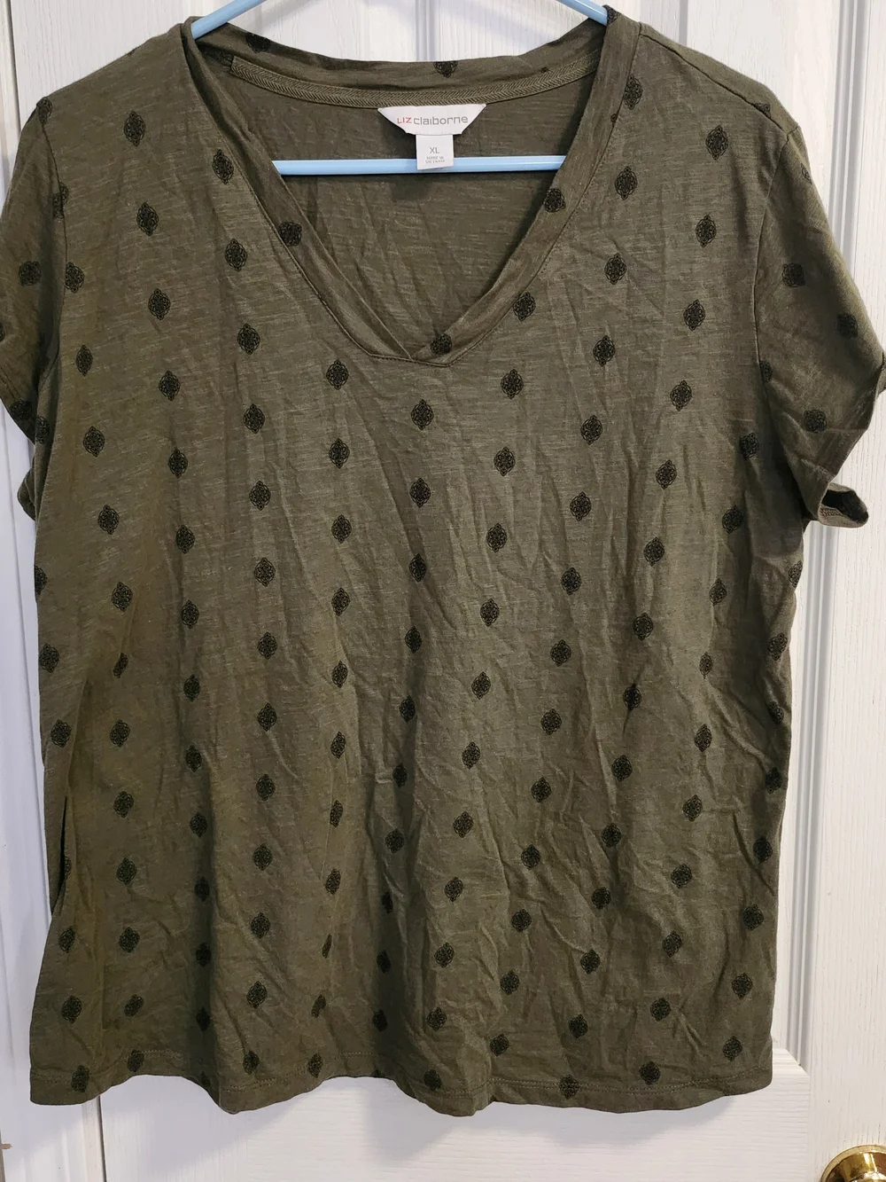 Liz Claiborne Olive Green Short Sleeve V-Neck Top with Black Dot Motif - Picture 1 of 10